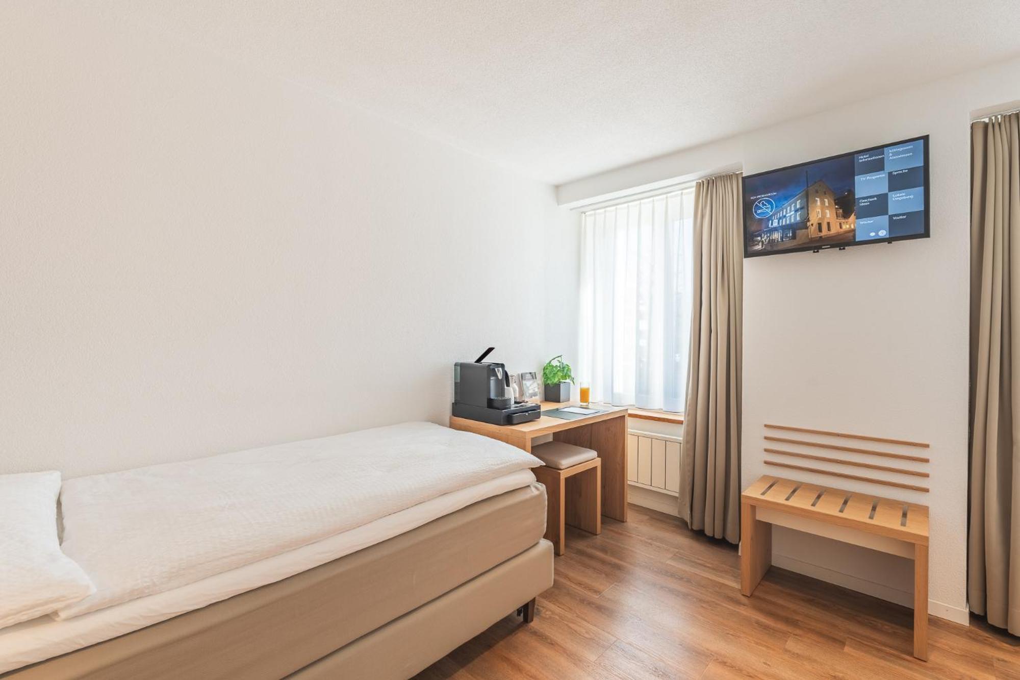 Hotel Artist Биль Экстерьер фото